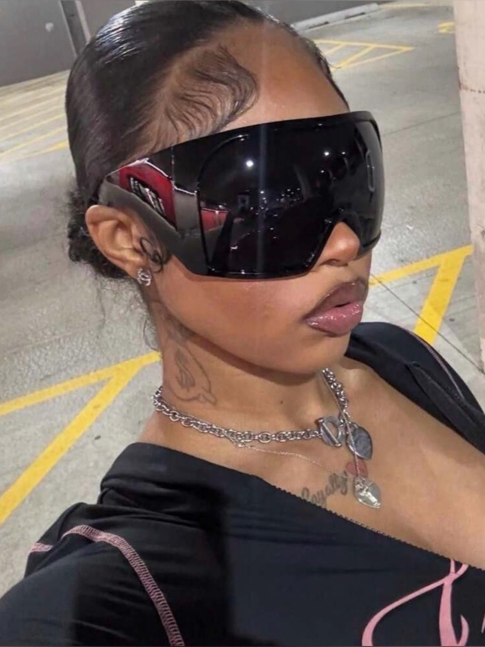 Oversized Black Shield Sunglasses - Stylish Women’s Accessory